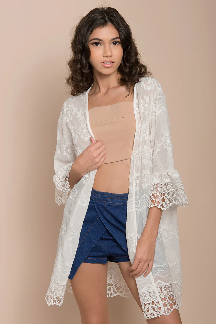 Laurie Floral Cardigan White - Sonourner