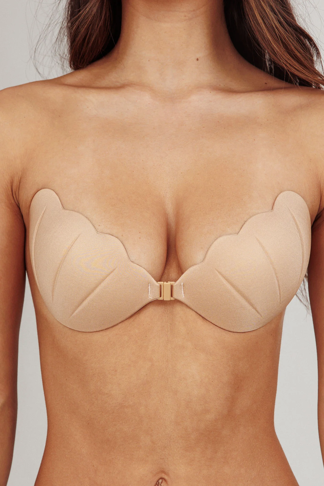 Miracle Scalloped Backless Adhesive Bra Nude - Sonourner