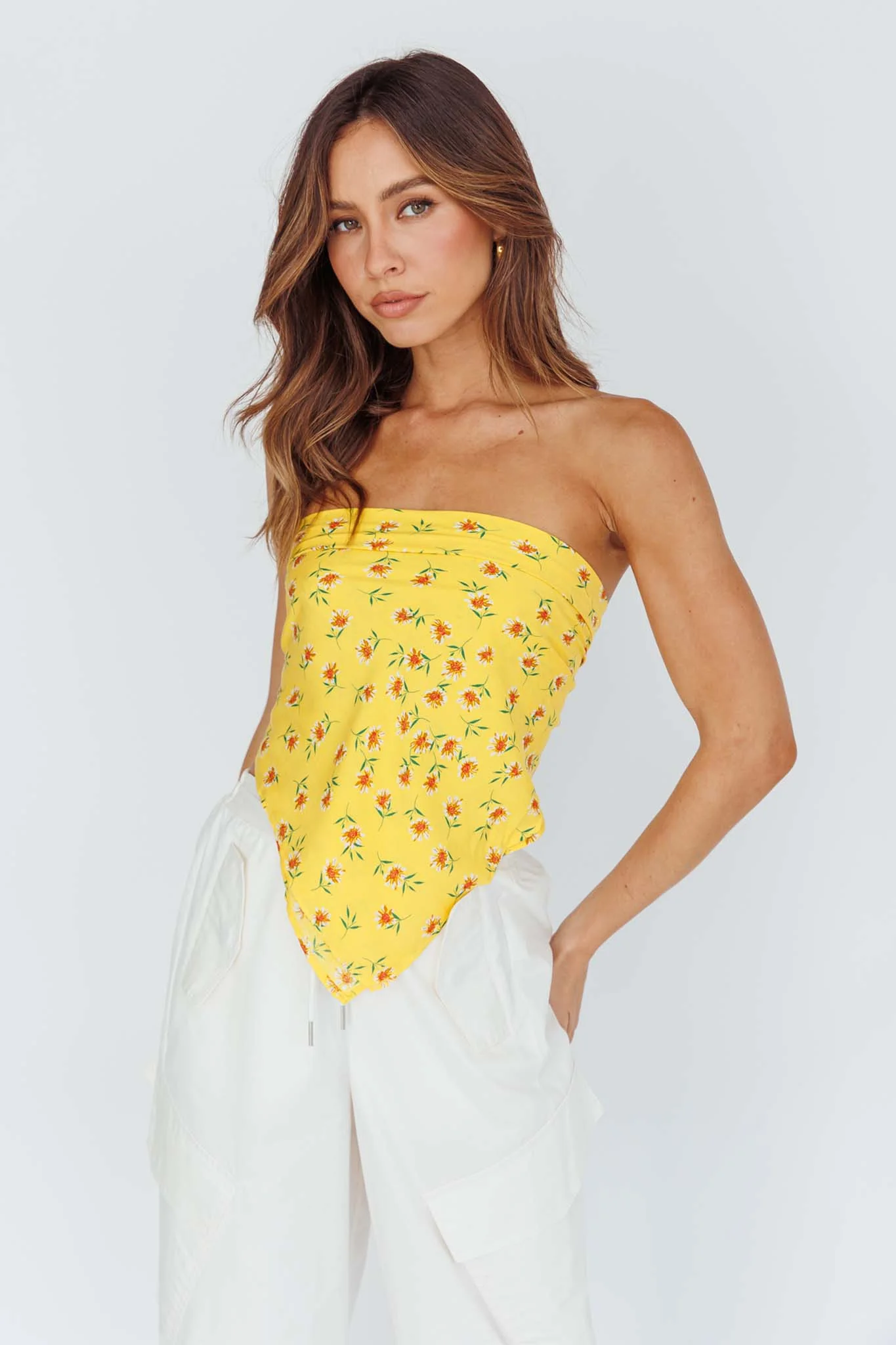 Sundaze Square Scarf Flowers Yellow - Sonourner