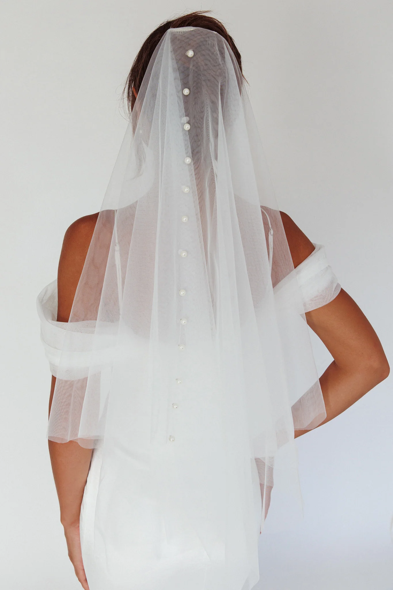 Marina Pearl Accent Veil White - Sonourner