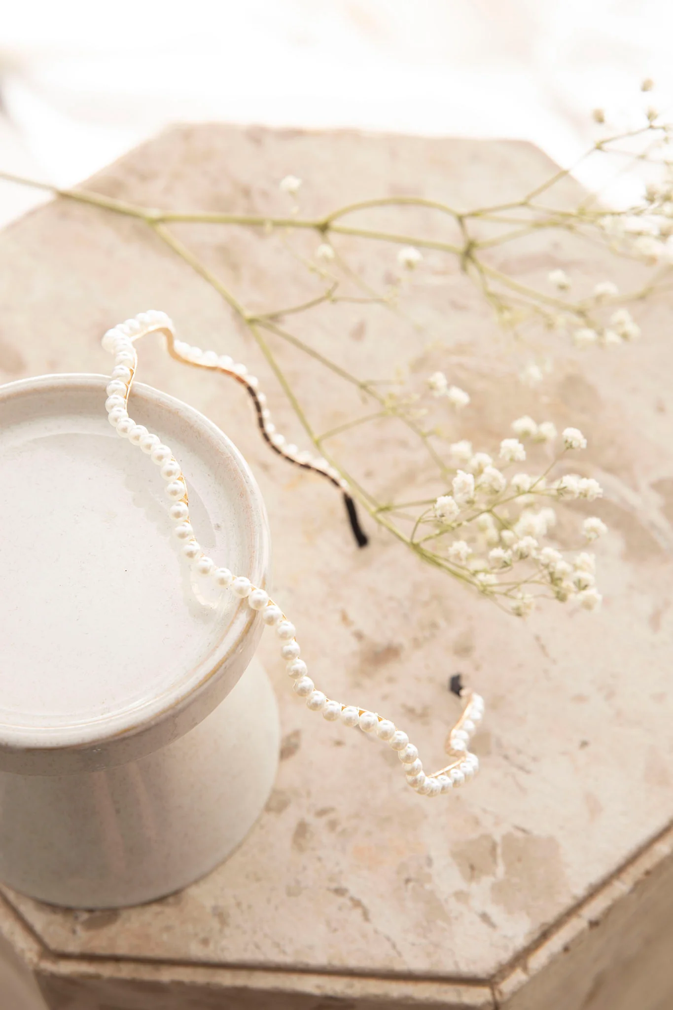 Arabelle Pearl Wavy Headband - Sonourner